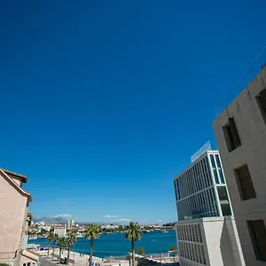 https://garden-apartment-hotel.splithotels.org
